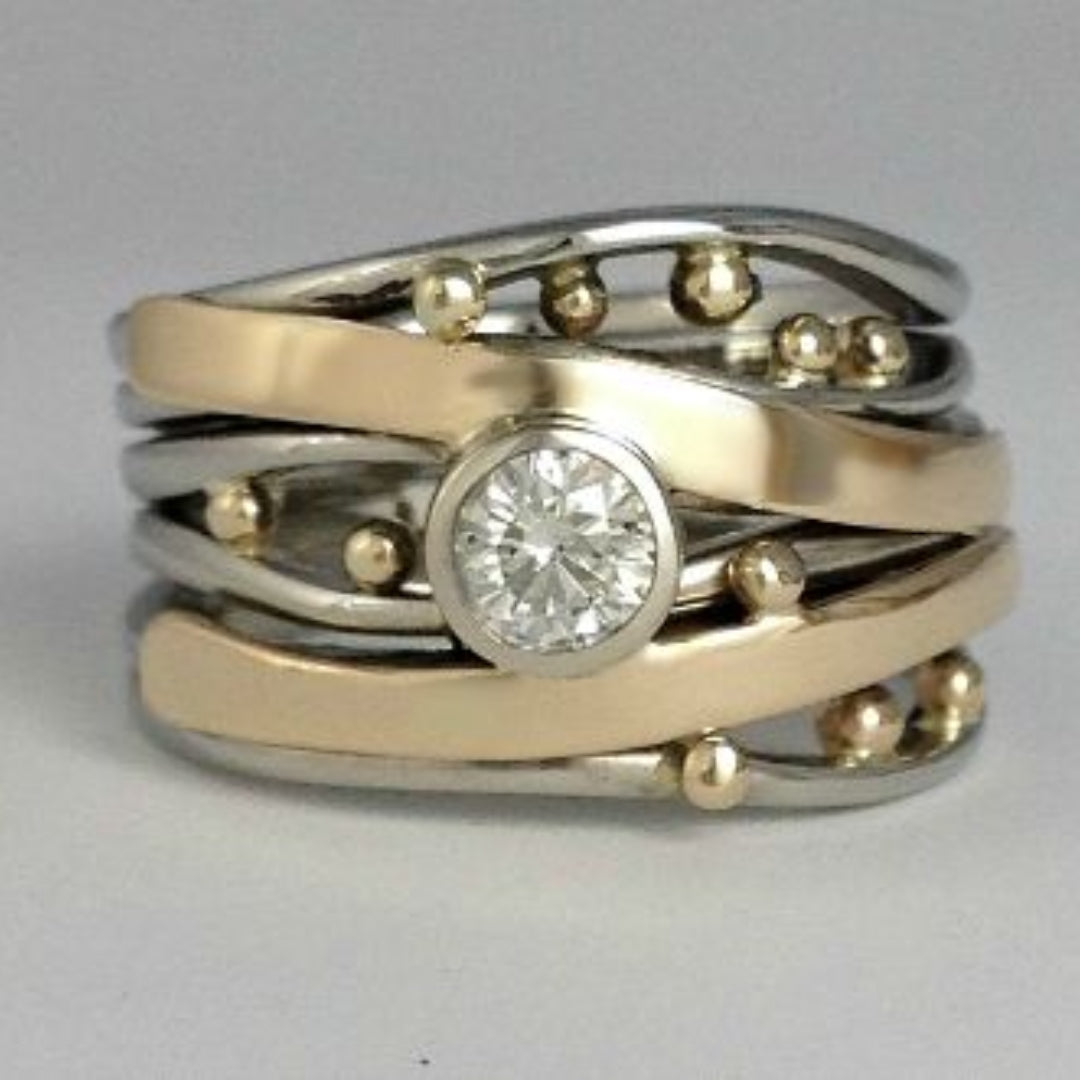 Royal - Vintage zlatý prsten s krystaly zirkonu